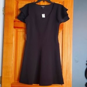 Black Short Sleeved fit-and-flare Express Dress. flutter sleeves. Size Small